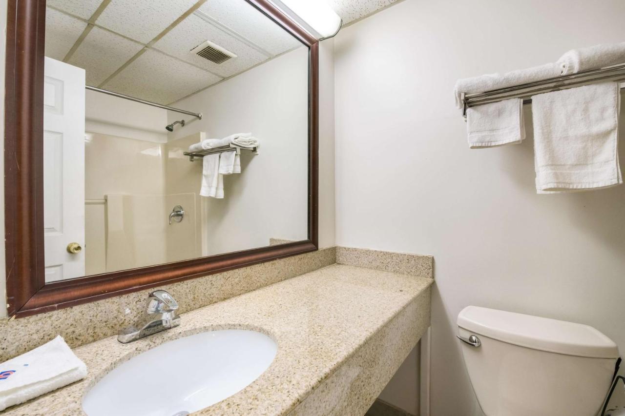Motel 6-Tinton Falls, Nj Exterior photo